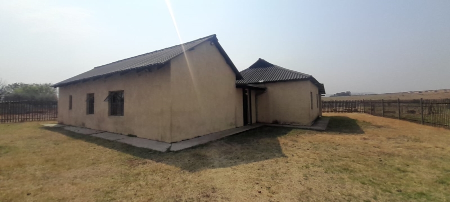 5 Bedroom Property for Sale in Witkop Gauteng