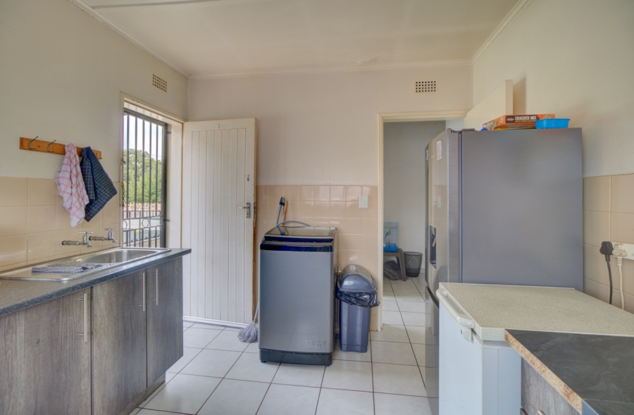 To Let 2 Bedroom Property for Rent in Kenilworth Gauteng