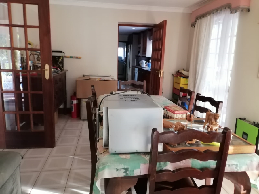 4 Bedroom Property for Sale in Ninapark Gauteng
