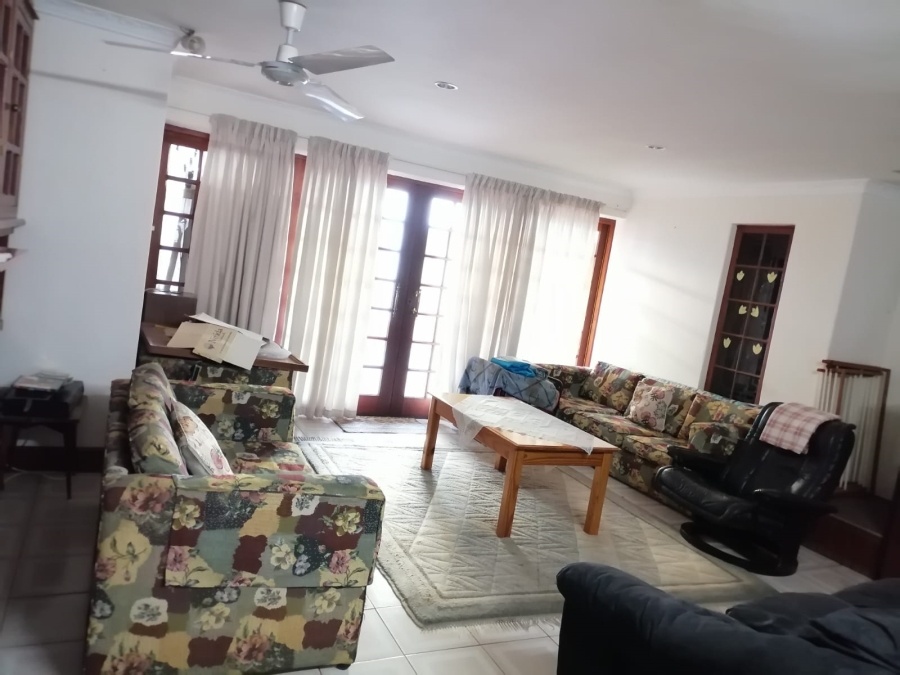 4 Bedroom Property for Sale in Ninapark Gauteng