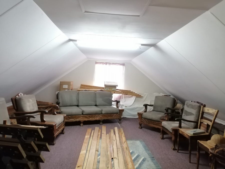 4 Bedroom Property for Sale in Ninapark Gauteng