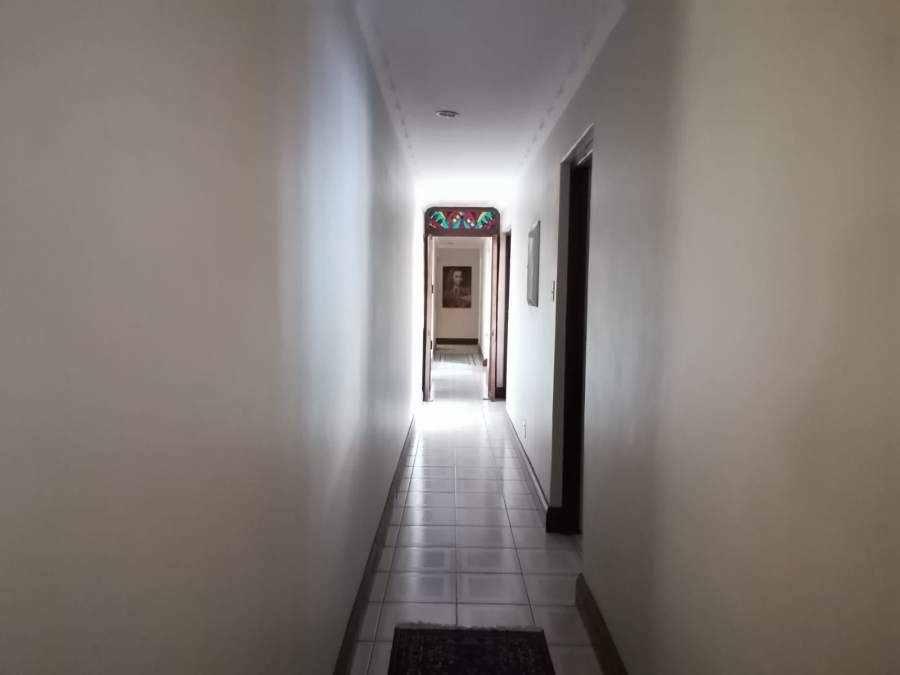 4 Bedroom Property for Sale in Ninapark Gauteng