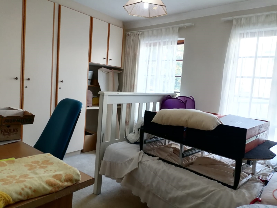 4 Bedroom Property for Sale in Ninapark Gauteng