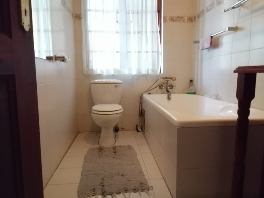 4 Bedroom Property for Sale in Ninapark Gauteng