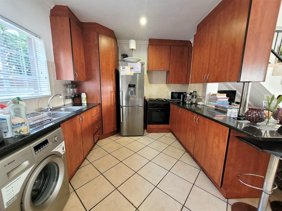 2 Bedroom Property for Sale in Annlin Gauteng