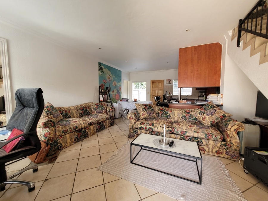 2 Bedroom Property for Sale in Annlin Gauteng