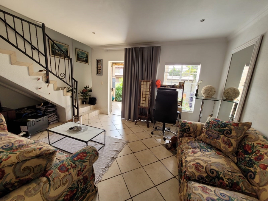 2 Bedroom Property for Sale in Annlin Gauteng