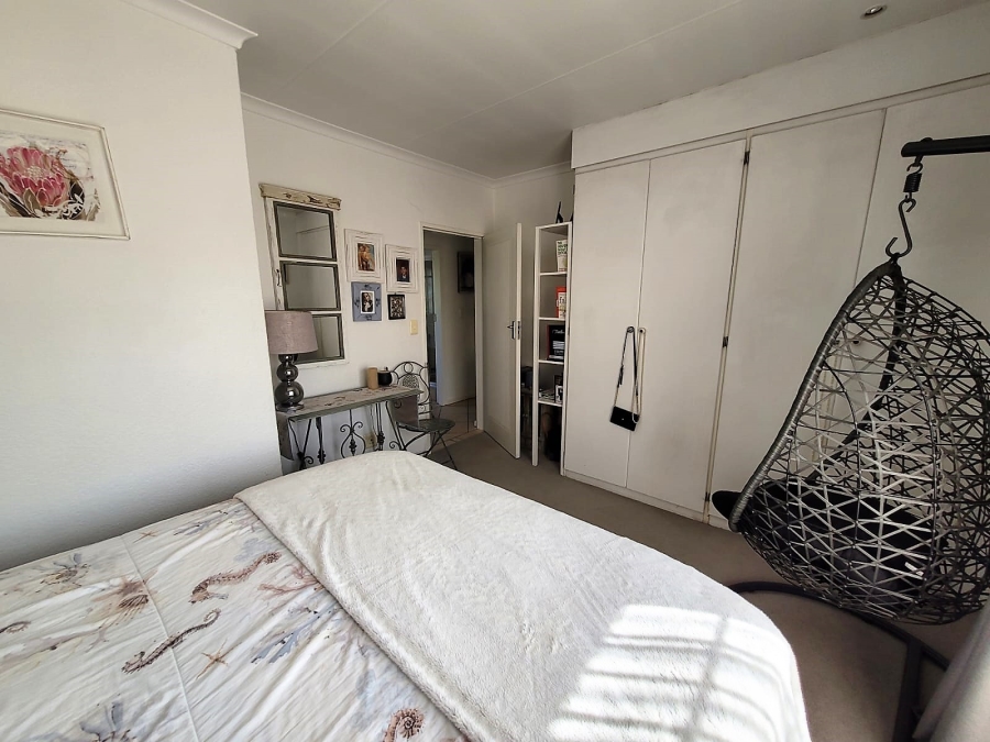 2 Bedroom Property for Sale in Annlin Gauteng
