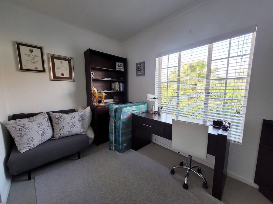 2 Bedroom Property for Sale in Annlin Gauteng