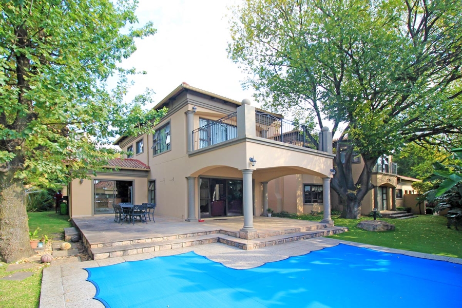 4 Bedroom Property for Sale in Broadacres Gauteng