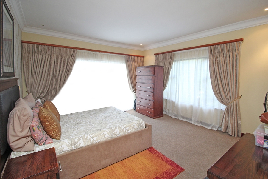 4 Bedroom Property for Sale in Broadacres Gauteng