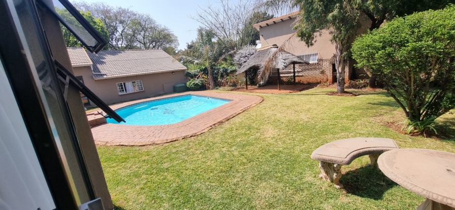 5 Bedroom Property for Sale in Golf View Gauteng