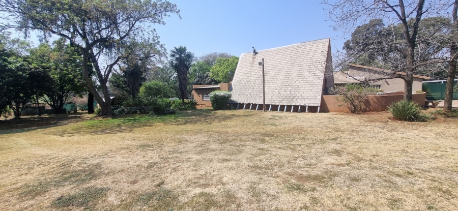 5 Bedroom Property for Sale in Golf View Gauteng