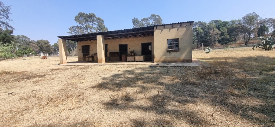 5 Bedroom Property for Sale in Golf View Gauteng