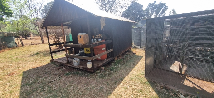 5 Bedroom Property for Sale in Golf View Gauteng