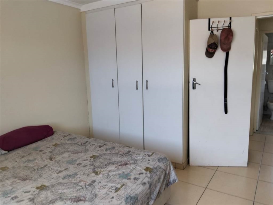 2 Bedroom Property for Sale in Verwoerdpark Gauteng