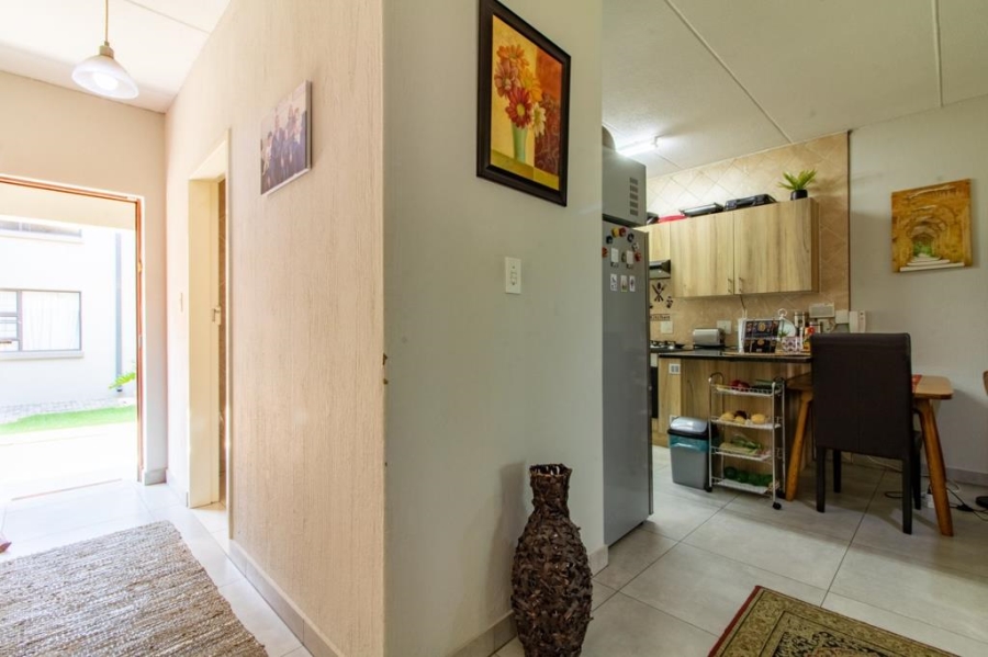 2 Bedroom Property for Sale in Brackenhurst Gauteng