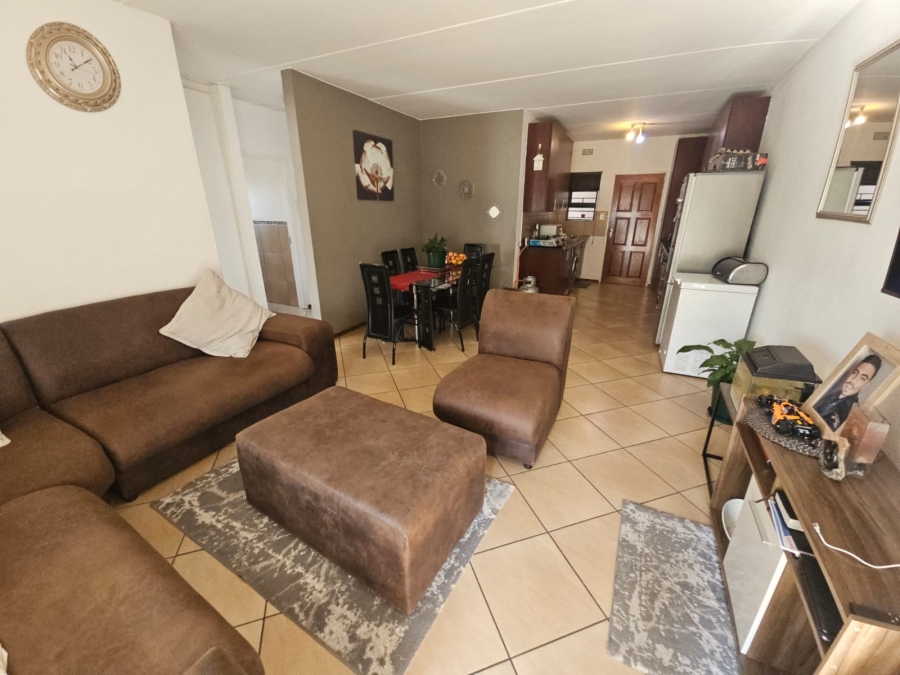 3 Bedroom Property for Sale in Albertsdal Gauteng