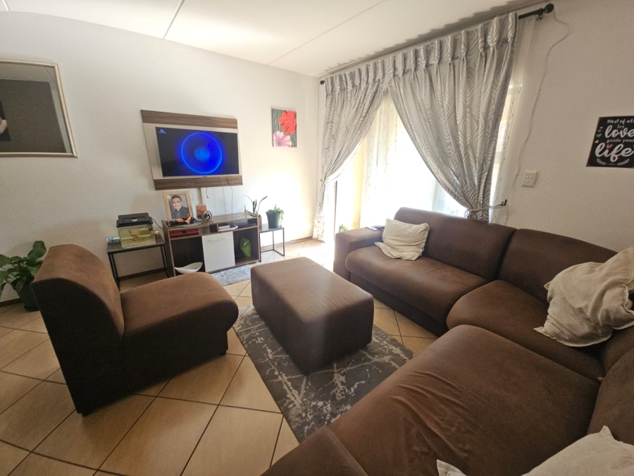 3 Bedroom Property for Sale in Albertsdal Gauteng