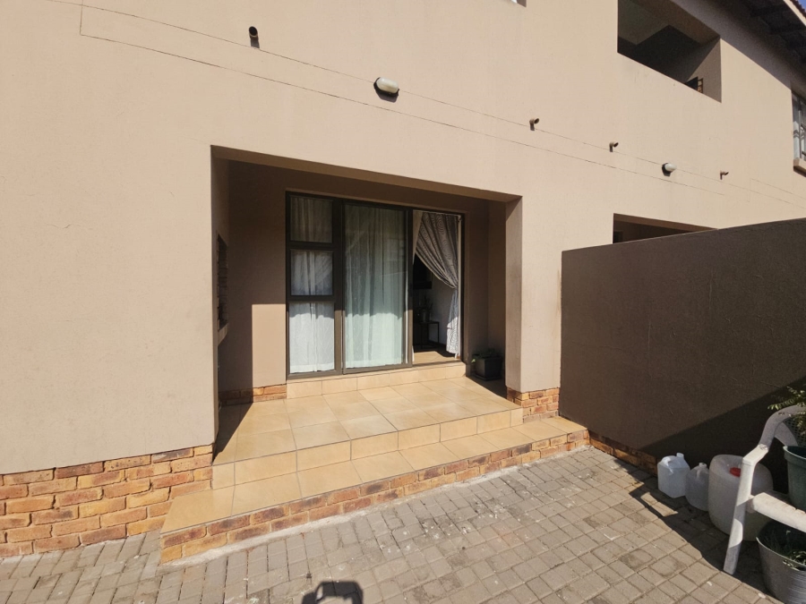 3 Bedroom Property for Sale in Albertsdal Gauteng