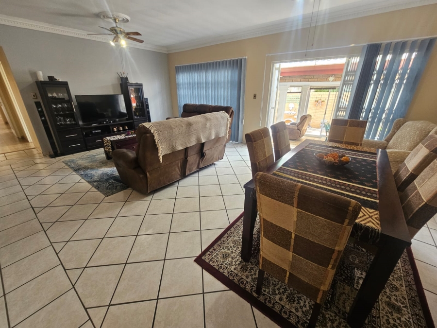 4 Bedroom Property for Sale in New Redruth Gauteng