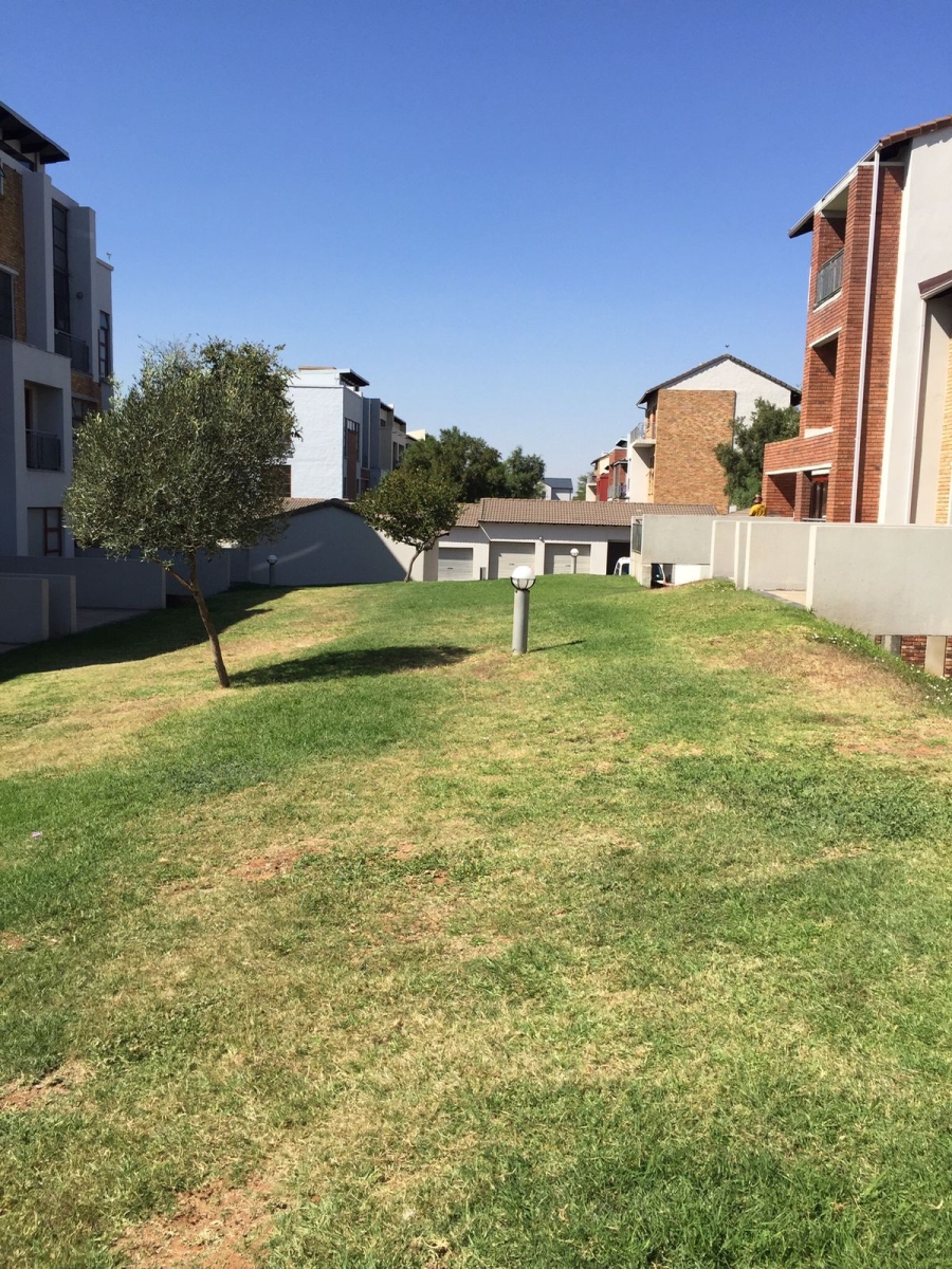 2 Bedroom Property for Sale in Carlswald Gauteng