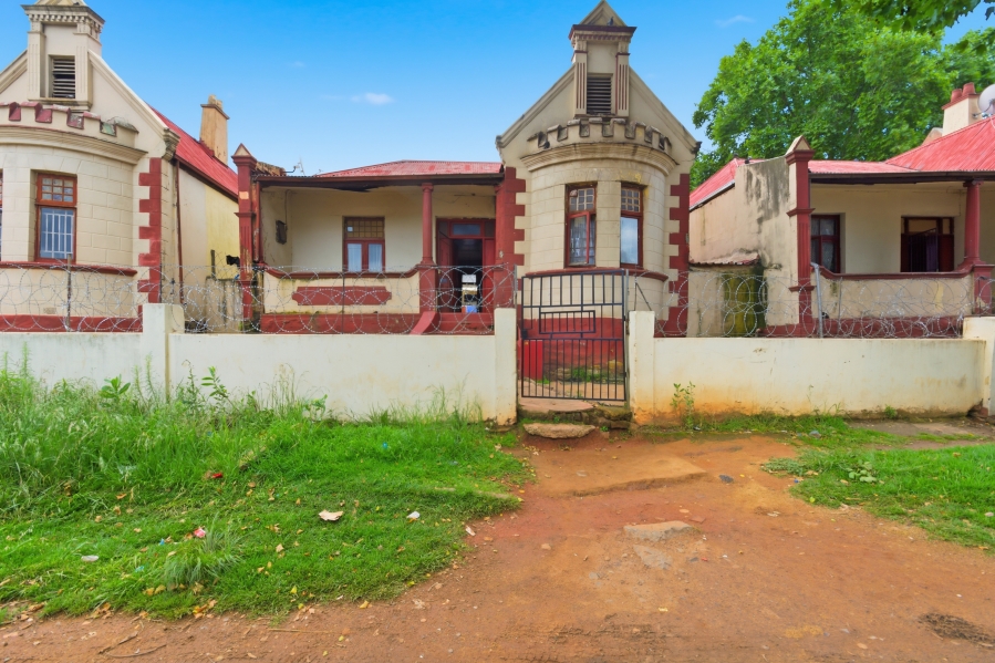 5 Bedroom Property for Sale in Bertrams Gauteng