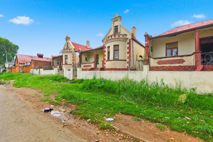 5 Bedroom Property for Sale in Bertrams Gauteng