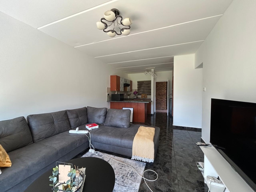 2 Bedroom Property for Sale in Birchleigh Gauteng
