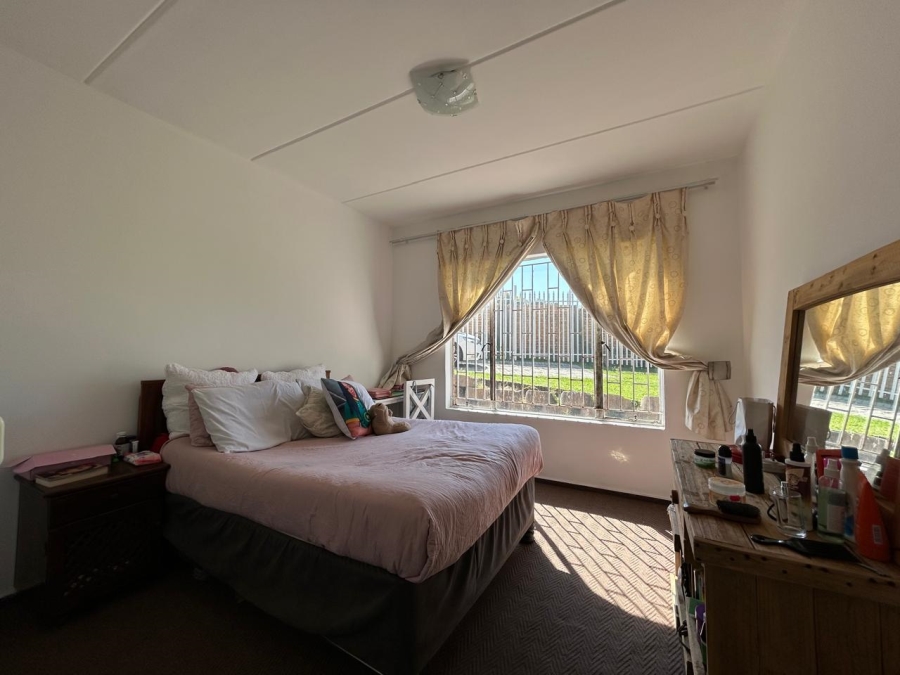 2 Bedroom Property for Sale in Birchleigh Gauteng