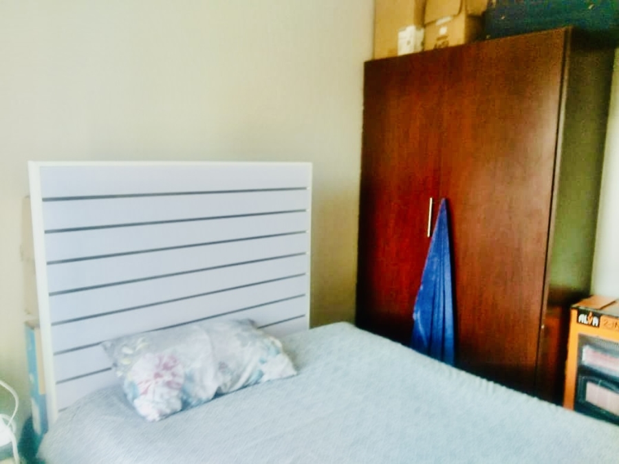 2 Bedroom Property for Sale in Buccleuch Gauteng