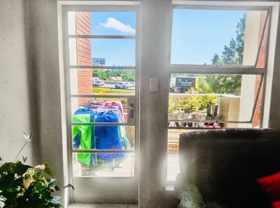 2 Bedroom Property for Sale in Buccleuch Gauteng