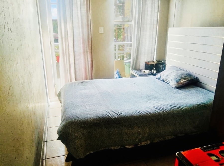 2 Bedroom Property for Sale in Buccleuch Gauteng