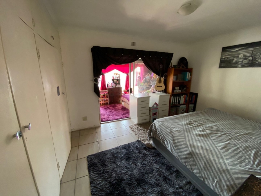 2 Bedroom Property for Sale in New Redruth Gauteng