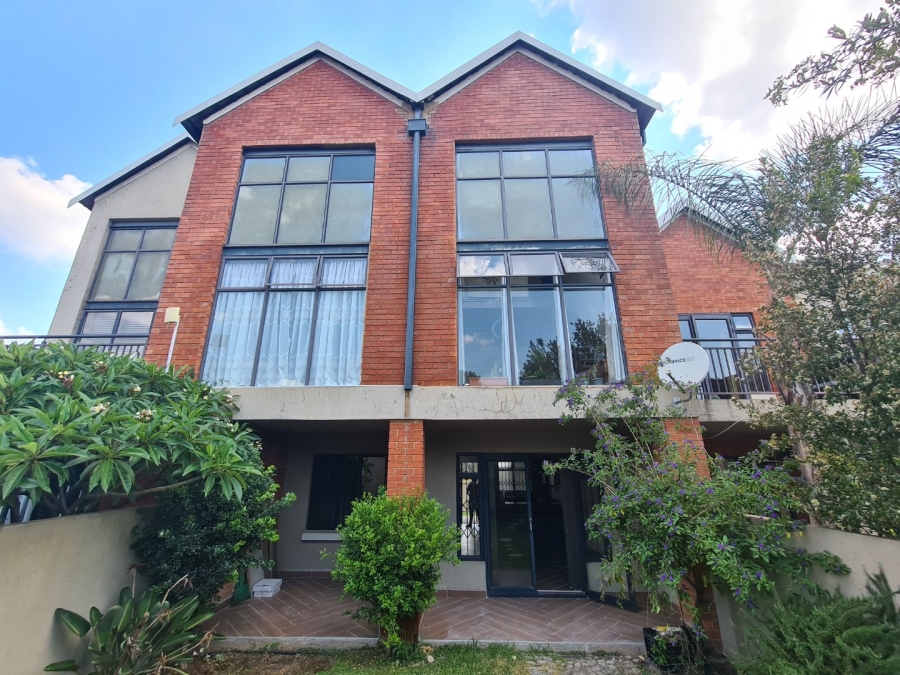 1 Bedroom Property for Sale in Darrenwood Gauteng