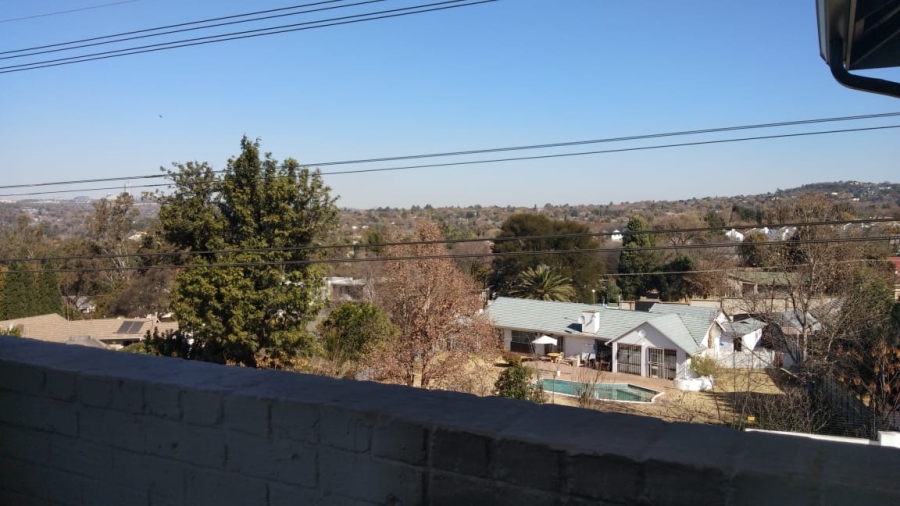 1 Bedroom Property for Sale in Bryanston Gauteng