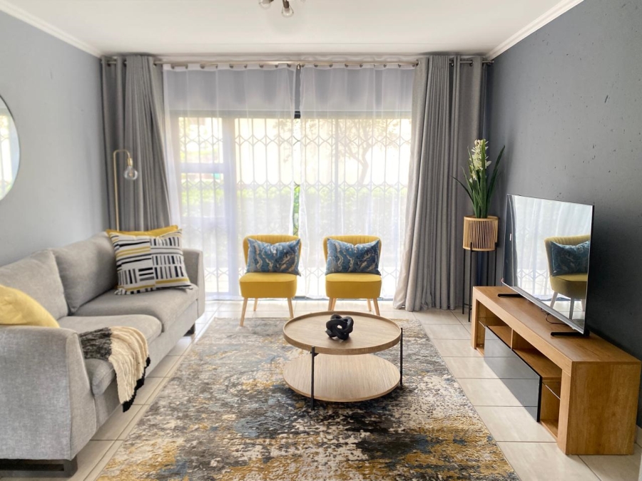 To Let 2 Bedroom Property for Rent in Beverley Gauteng