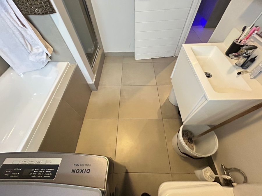 2 Bedroom Property for Sale in Morningside Gauteng