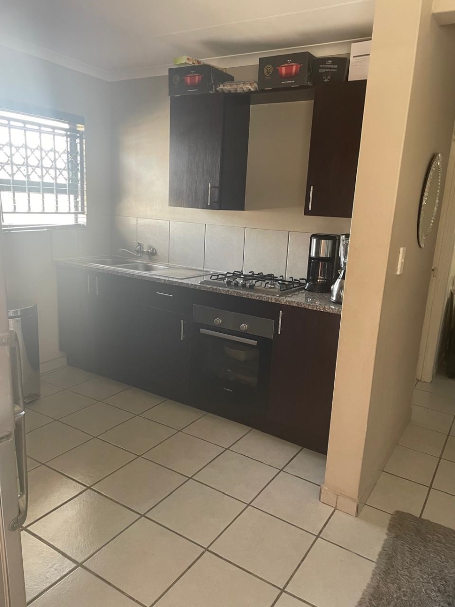3 Bedroom Property for Sale in Noordwyk Gauteng