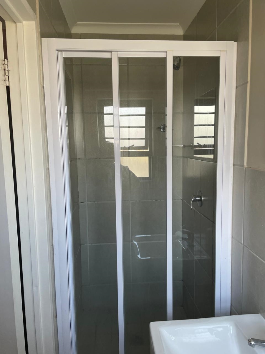 3 Bedroom Property for Sale in Noordwyk Gauteng