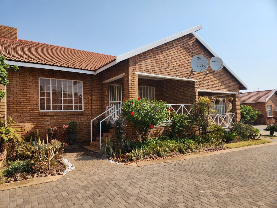 2 Bedroom Property for Sale in Cullinan Gauteng