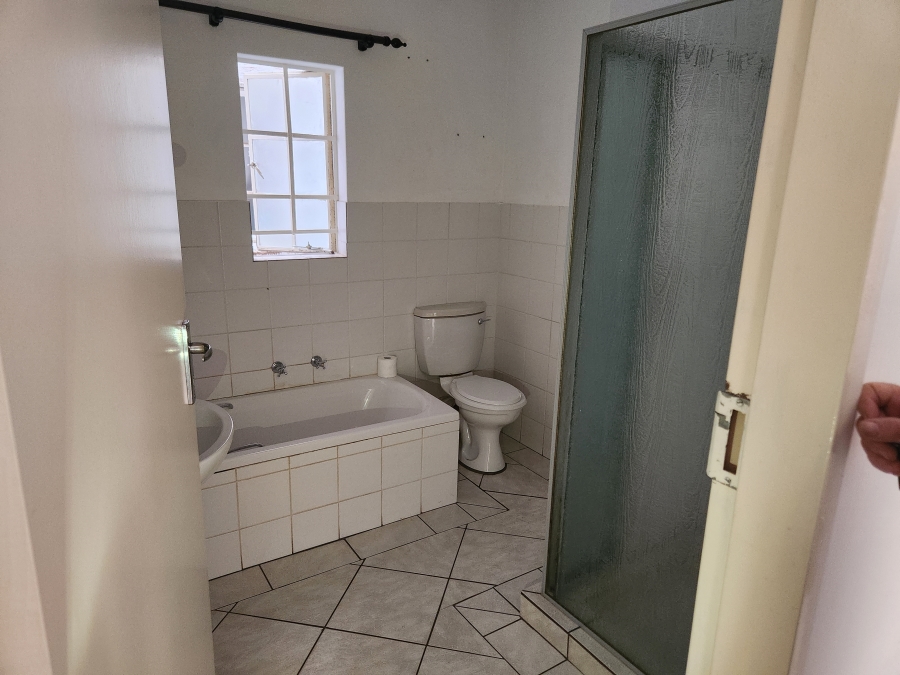2 Bedroom Property for Sale in Cullinan Gauteng