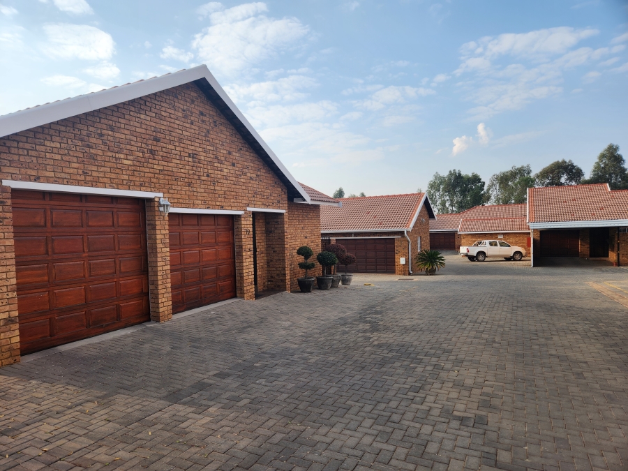 2 Bedroom Property for Sale in Cullinan Gauteng
