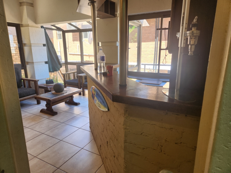 4 Bedroom Property for Sale in Bronkhorstbaai Gauteng