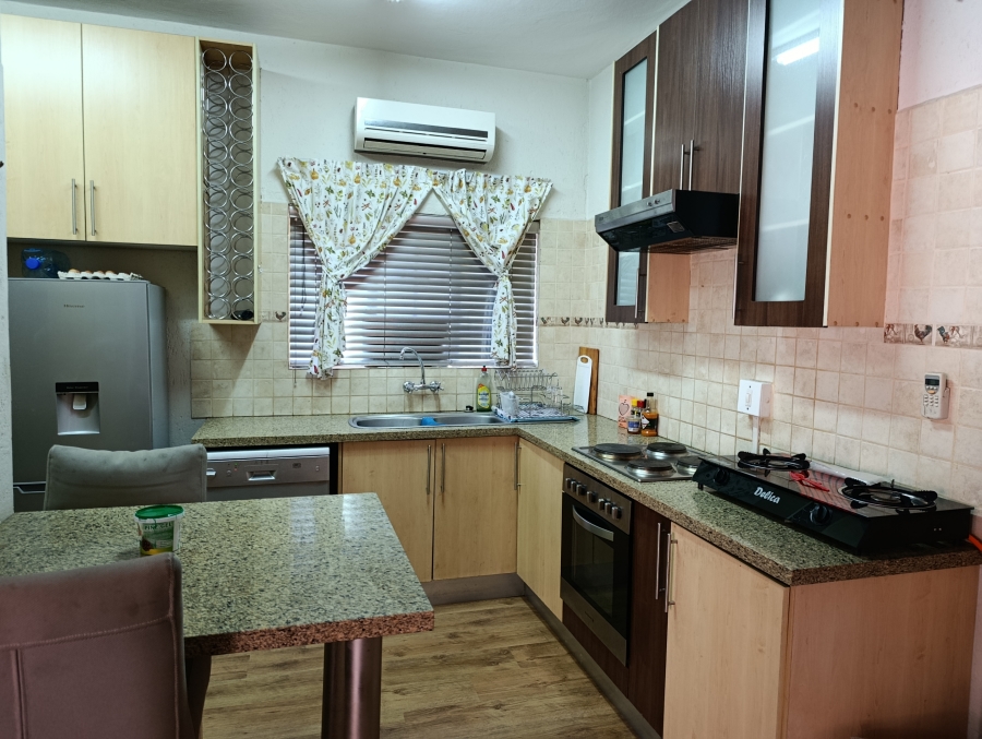 4 Bedroom Property for Sale in Bronkhorstbaai Gauteng