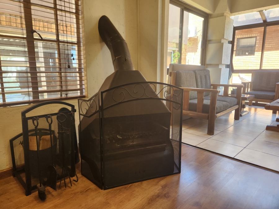 4 Bedroom Property for Sale in Bronkhorstbaai Gauteng