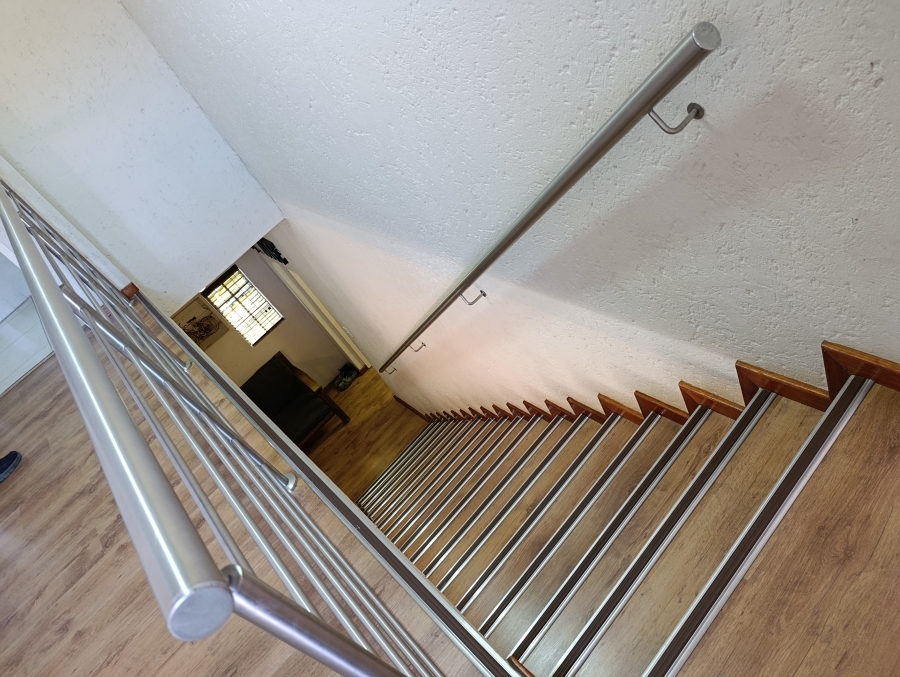 4 Bedroom Property for Sale in Bronkhorstbaai Gauteng