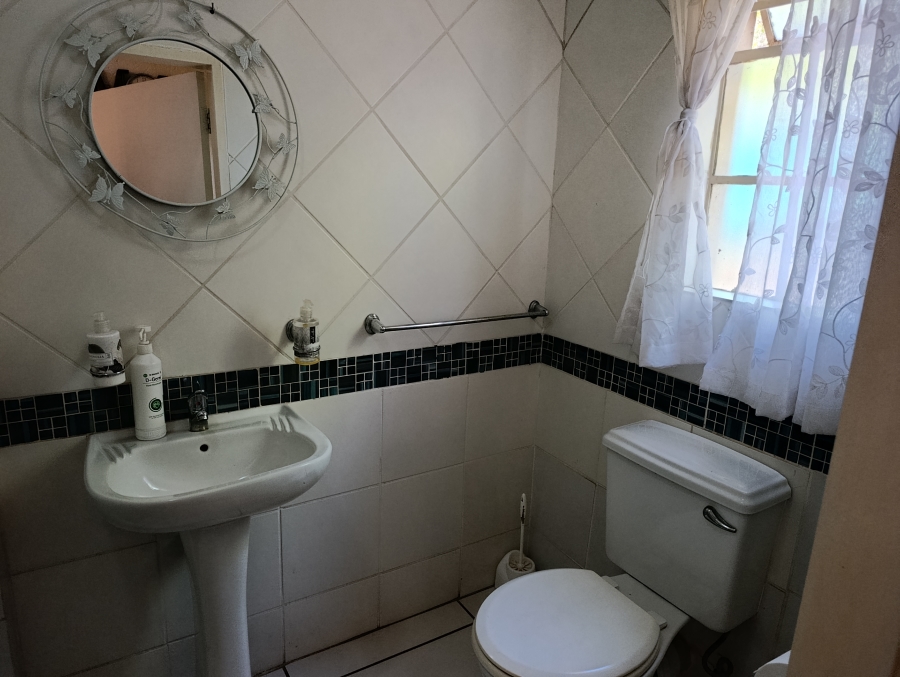 4 Bedroom Property for Sale in Bronkhorstbaai Gauteng