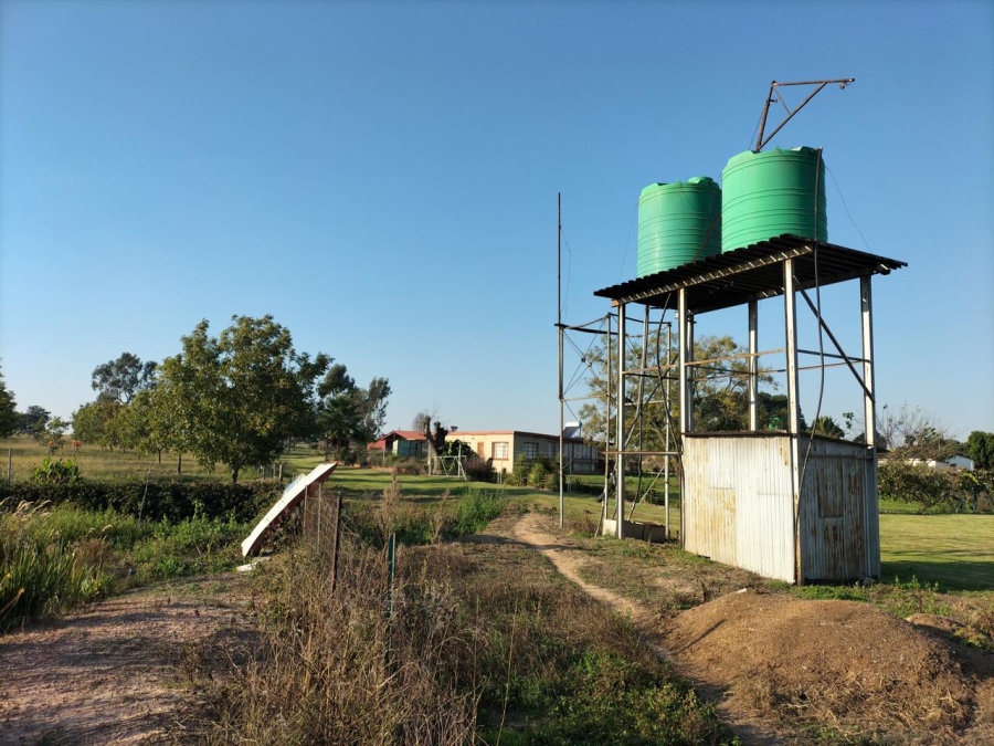 11 Bedroom Property for Sale in Vaalbank Gauteng