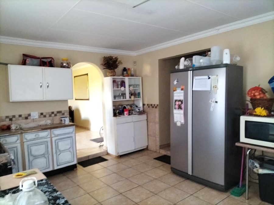 11 Bedroom Property for Sale in Vaalbank Gauteng